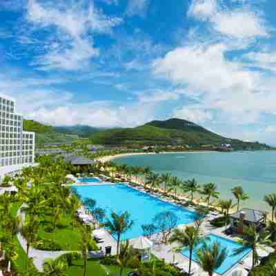 Vinpearl Resort & Spa Nha Trang Bay Hotel Exterior