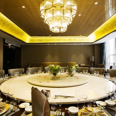 Celebrity Hotel