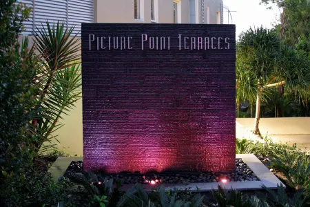 Picture Point Terraces Отели рядом с достопримечательностью «Hastings Street»