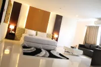 Ameera Hotel Pekanbaru Hotel dekat Universitas Muhammadiyah Riau