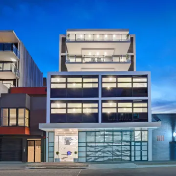 The Hamptons Apartments - Port Melbourne Hotels near Port Melbourne