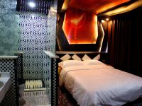上海鸿亭主题酒店 - 精致大床房