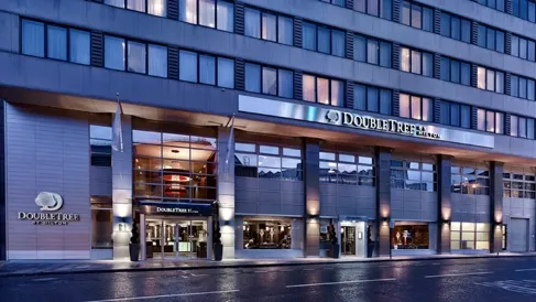 DoubleTree by Hilton London Victoria