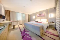 Lavande Hotel (Kunshan High-speed Railway South Station Yushan Square Metro Station) - Parkplatz