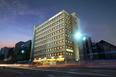 Summit Hotel Seoul Dongdaemun Hotel berhampiran Hanyang International Summer School