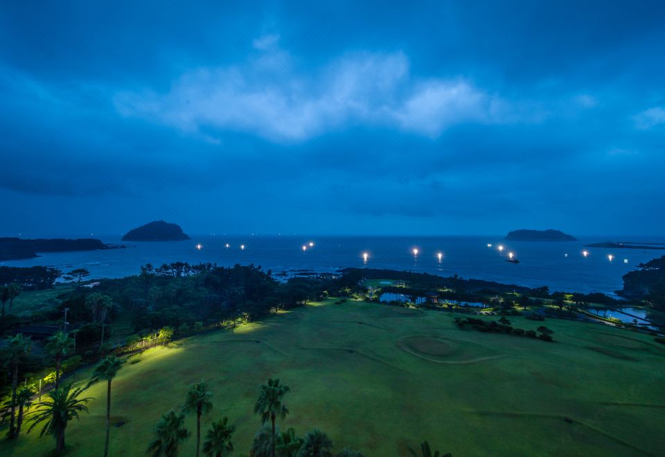 1. 서귀포 칼호텔..