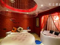 艾米情侣主题酒店(潍坊文化路店) - 高级一室圆床房