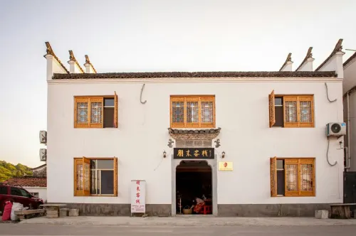 Chaji Penglai Inn - Losmen