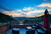 Valley Flowers  Zen Cloud Lodge (Fenghuang Ancient Town Town) - gimnasio