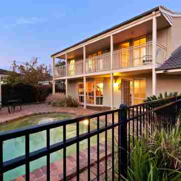 Isle of Serenity Hotel Exterior