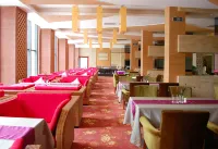 Guobin Peninsula Hotel (Yichang Shuiyuecheng) Hotels in Yichang