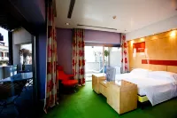 Albani Hotel Roma Отели в г. Пномпень