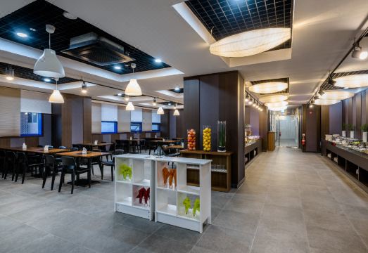 조식 및 부대시설