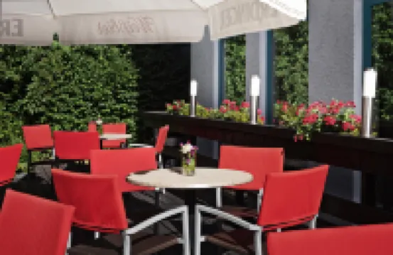 เบดแอนด์เบรกฟาสต์ โรงแรม คาสเซล-วิลเฮล์มโชเฮอ