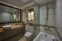 Grandeur Hotel Al Barsha Hotels near Masjid Abdul Rehman Bin Abu Bakr