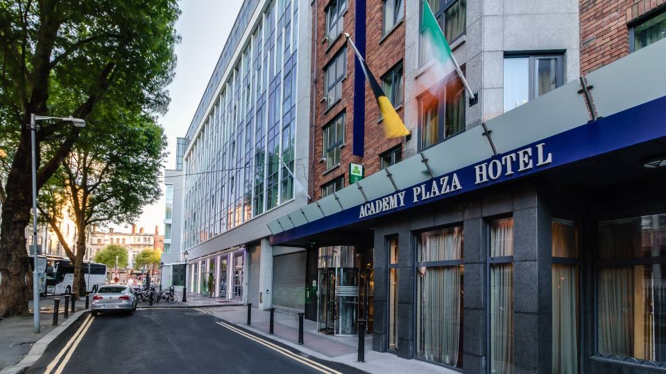 Academy Plaza Hotel