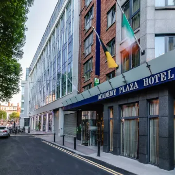 Academy Plaza Hotel โรงแรมใกล้สวนสาธารณะ Mountjoy Square Park