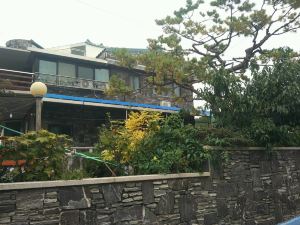 Dolseom Pension Taean