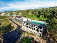 Ninespavill Hotels near Geumsungdang
