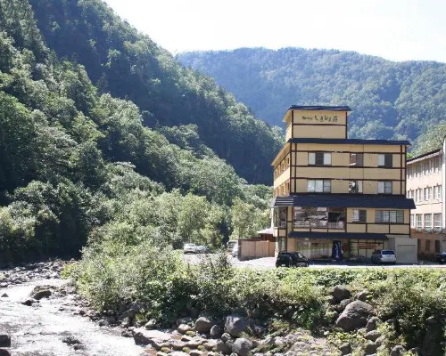 Shikishimaso Hotels in Higashikawa