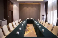 Xingtai Blue Horizon Grand Holiday Hotel - parking