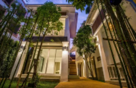 ช้างม่อยเฮ้าส์ (ลิตเติ้ลวิลเลจ)