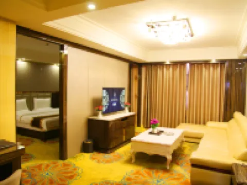 Jinfeng International Hotel Hotels near Qinghai Golog Gesa'er Museum