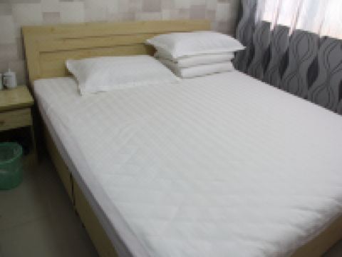 高唐68商务宾馆 - 经济大床房