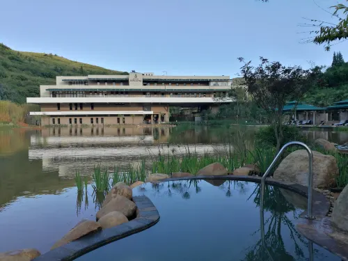 Wuzhe Spa Resort Hotel a Luxi