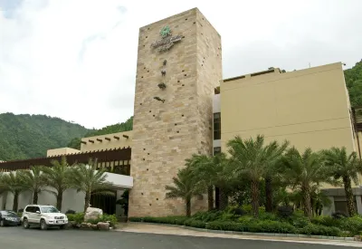 Lord Pan's Hotel Hotel dekat Jinxiu National Folkway Pedestrian Street