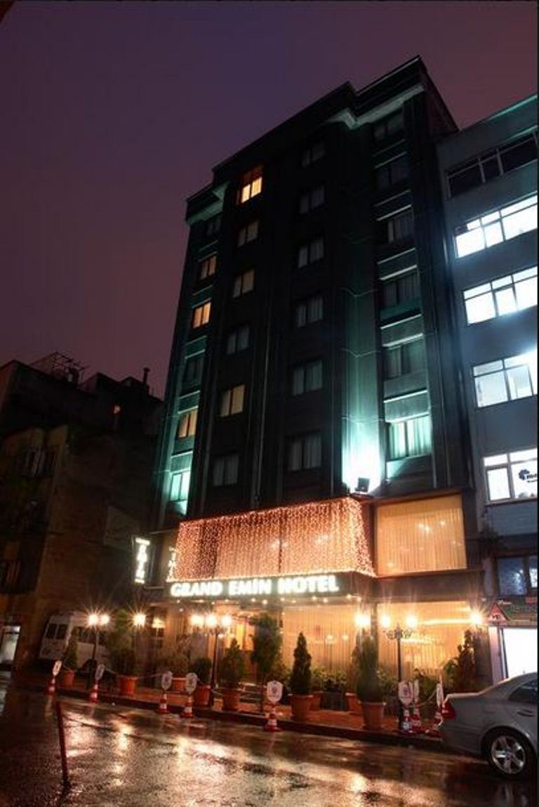 Hotel Grand Emin