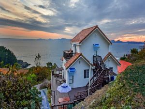 Namhae Bluemare Pension