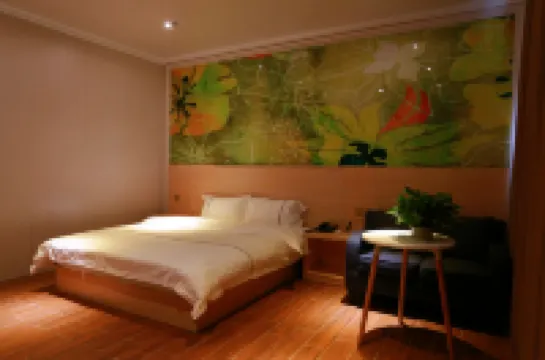 Pebble Motel (Guangzhou Conghua Street North Highway Intersection) Hotels near Sanbaidong Forest Resort