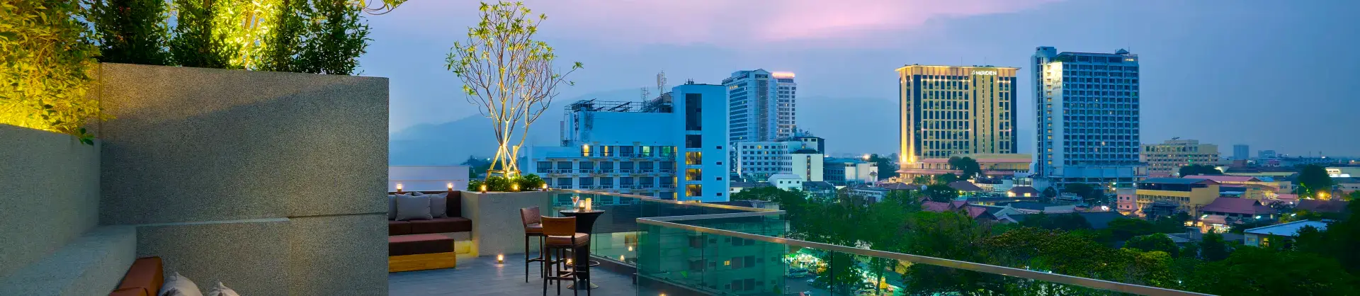 Top 10 Luxury Hotels near Chom Thong