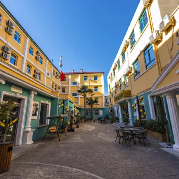 Beijing Zhong'an Hotel ( Near metro,Tian'anMen,Forbidden City.  tourism service)