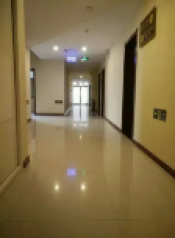 Xingyang Shengtong Express Hotel (Zhengzhou High-speed Railway West Station)