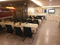 Duoflai Hotel (Mudanjiang High-speed Railway Station No.4 Middle School) - sarapan