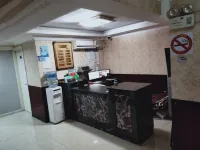 Holiday Star Hotel (Changning)