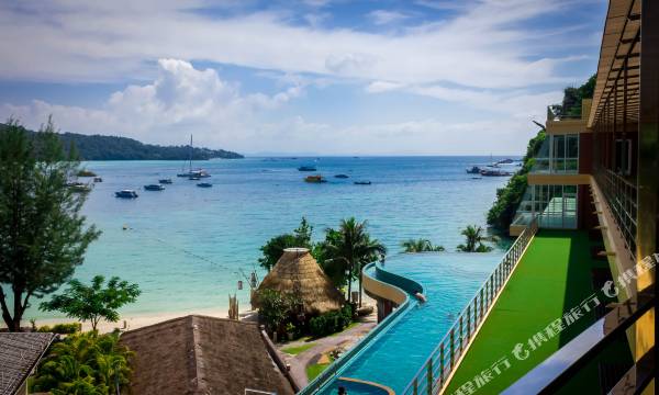Phi Phi Cliff Beach Resort
