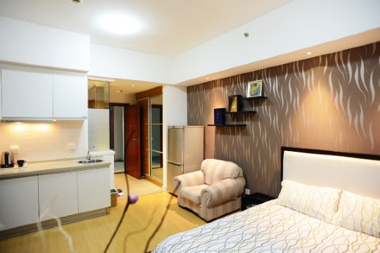 开心公寓(上海周浦万达店)