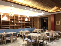 亞丁見山飯店（稻城亞丁景區亞丁村店） 稻城住宿飯店