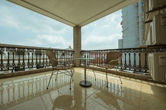 호텔의 뷔페 조식 이미지