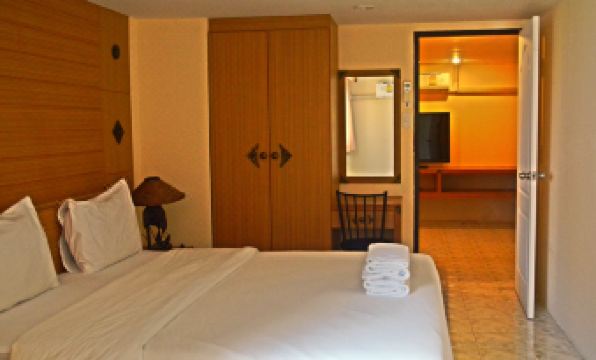 King Royal Garden Inn