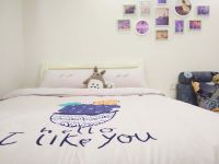 重庆yome主题公寓紫荆商业广场店 - 家庭温馨大床房