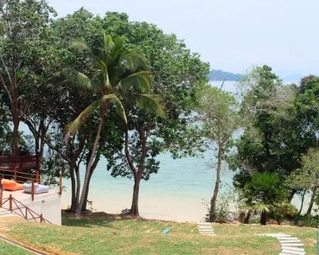 พยามาศ โรงแรมในเกาะพยาม