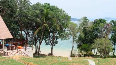 Phayamas Private Beach Resort and Island Brew - Adults Only Hotels in Ko Phayam