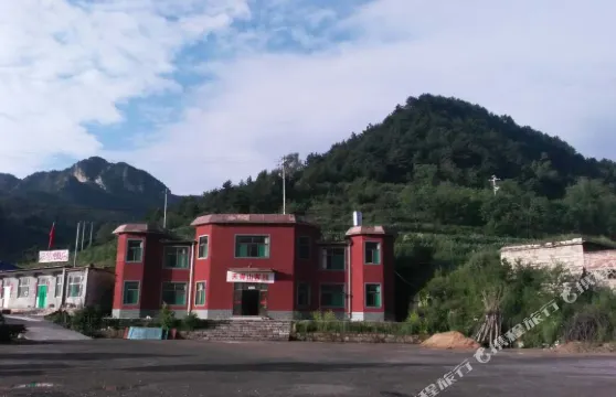 平順天脊山客棧