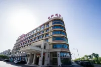 Jintong International Hotel Hôtels à proximité de : Jinta Tower of Huaxi