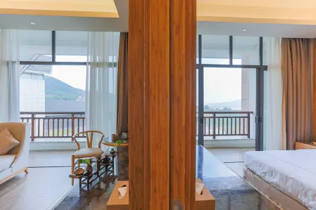 Yixing Futao Hotel Отели рядом с достопримечательностью «Linggu Cave»