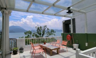 Shenzhen Meishe First-line Seaview Homestay (Jiaochangwei Branch)